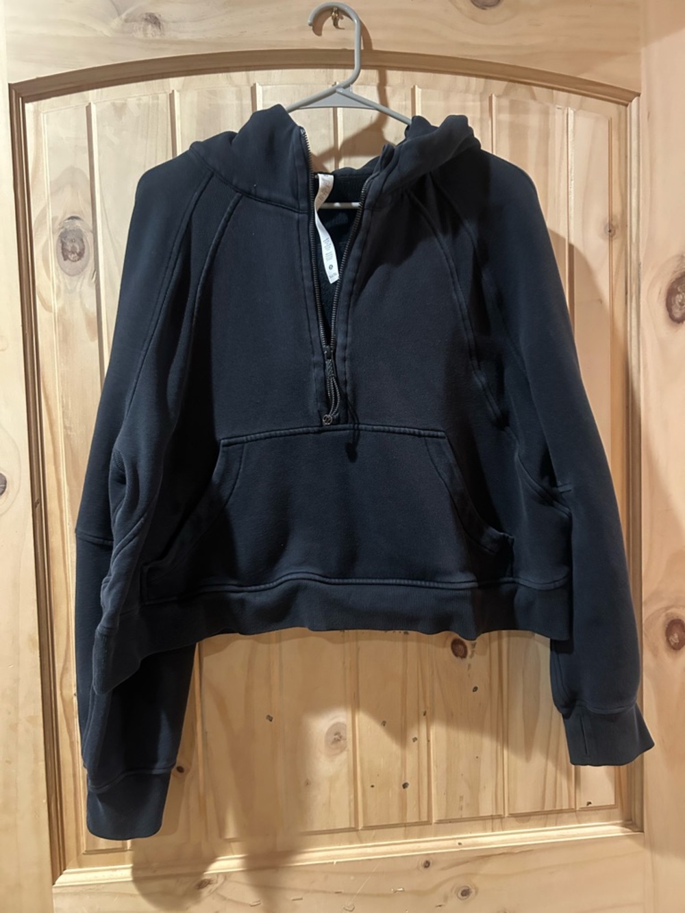 Lululemon Cropped Black Half-Zip scuba